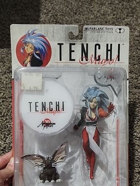 Tenchi Muyo! Anime Action Figure - Blue Hair, Red & White Outfit